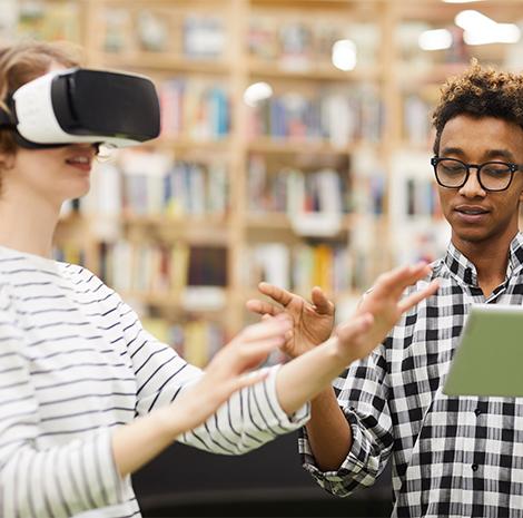 Met een VR-bril kan je voelen hoe het leven is voor iemand met dementie.
