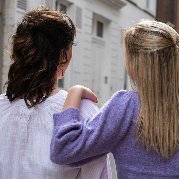 Anonieme foto van Sofie met één van haar plusdochters