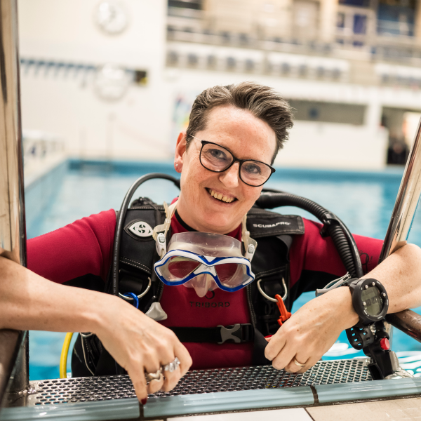 Peggy aan het duiken