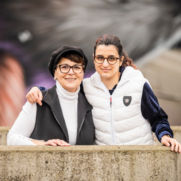 Nektaria en mama Roula